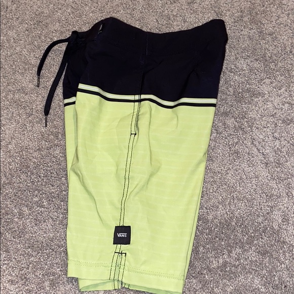 VANS Size 23 men’s swim trunks board shorts - Picture 3 of 7